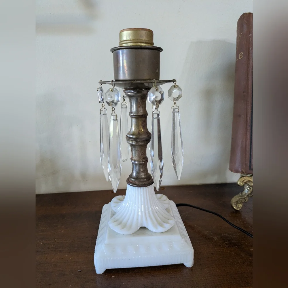 Vintage Hollywood Regency Milk Glass & Brass Prism Lamp - Antique Style ROF